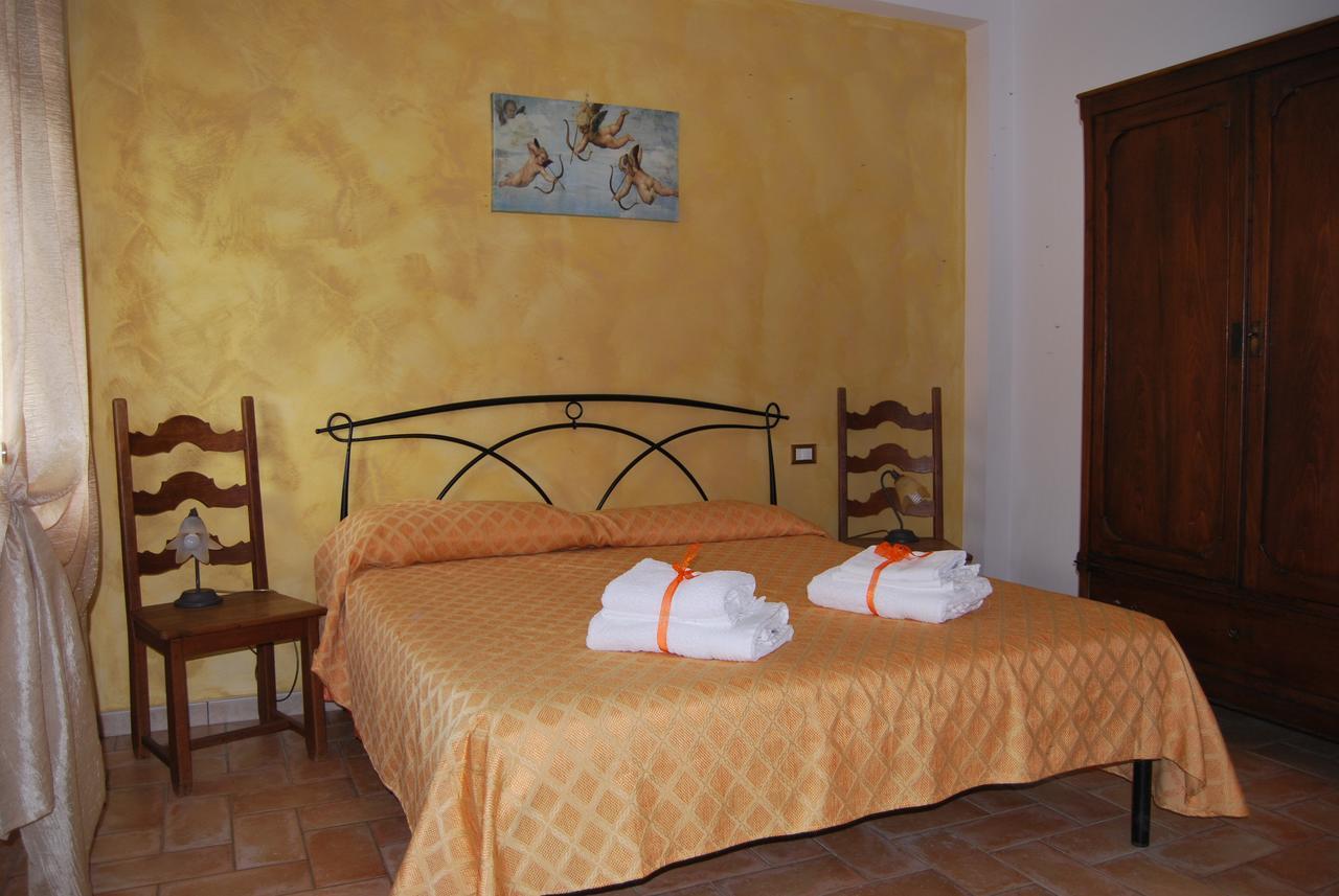 Le Terre Di Bac Bed & Breakfast Borgo Montenero Екстериор снимка