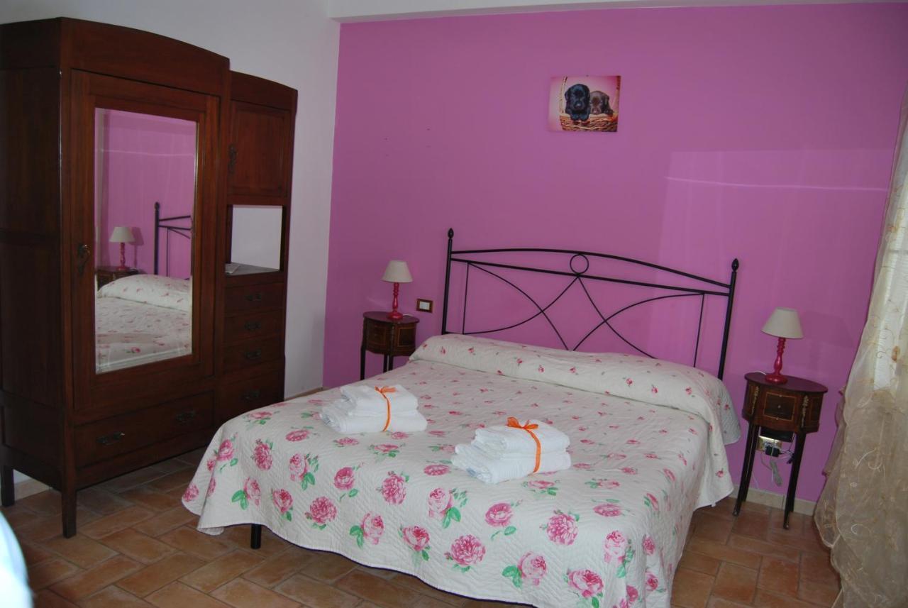 Le Terre Di Bac Bed & Breakfast Borgo Montenero Екстериор снимка