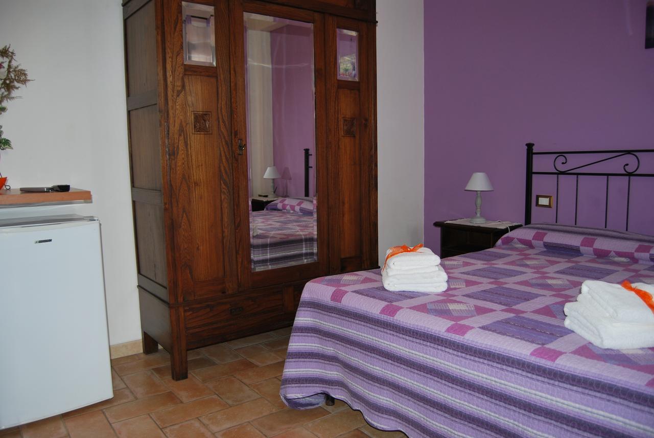 Le Terre Di Bac Bed & Breakfast Borgo Montenero Екстериор снимка